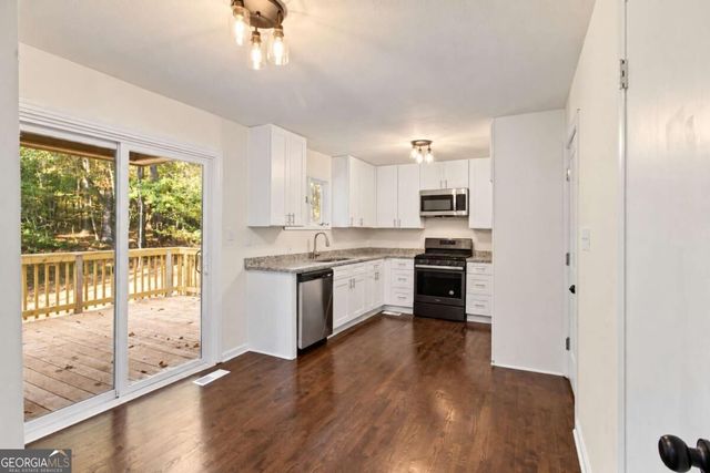 1087 Magnolia Drive, Villa Rica, GA 30180