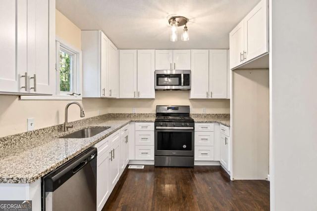 1087 Magnolia Drive, Villa Rica, GA 30180