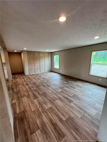 2735 Emma Jane Road, St. Pauls, NC 28384