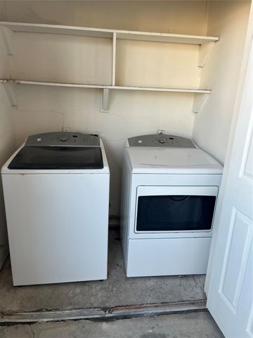 2820 S Bartell Drive 37, Houston, TX 77054