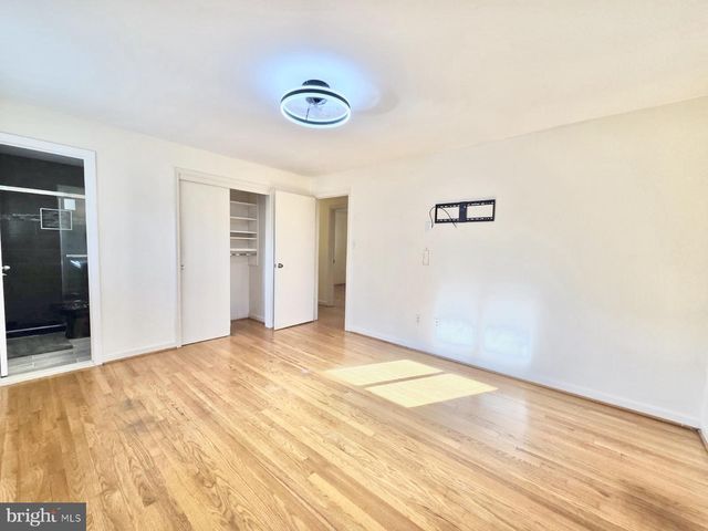 7400 PEMBROKE DR, Clinton, MD 20735