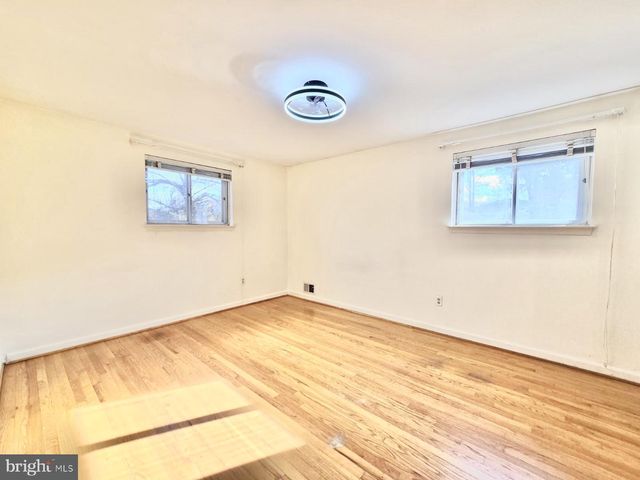 7400 PEMBROKE DR, Clinton, MD 20735