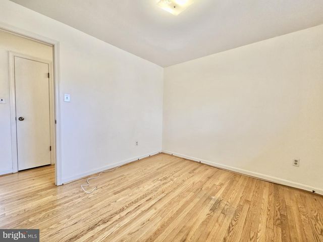 7400 PEMBROKE DR, Clinton, MD 20735