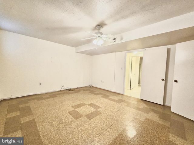 7400 PEMBROKE DR, Clinton, MD 20735