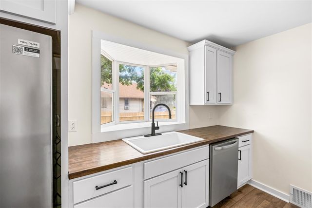 166 Winter Street, Battle Creek, MI 49015