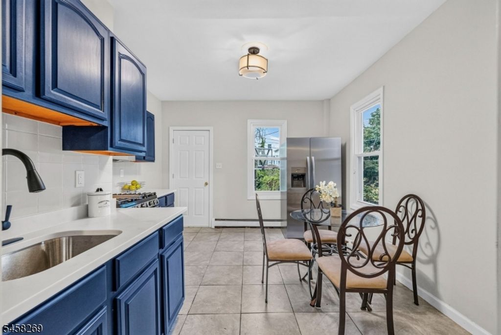 265 Sanford St, East Orange City, NJ 07018 — photo 4