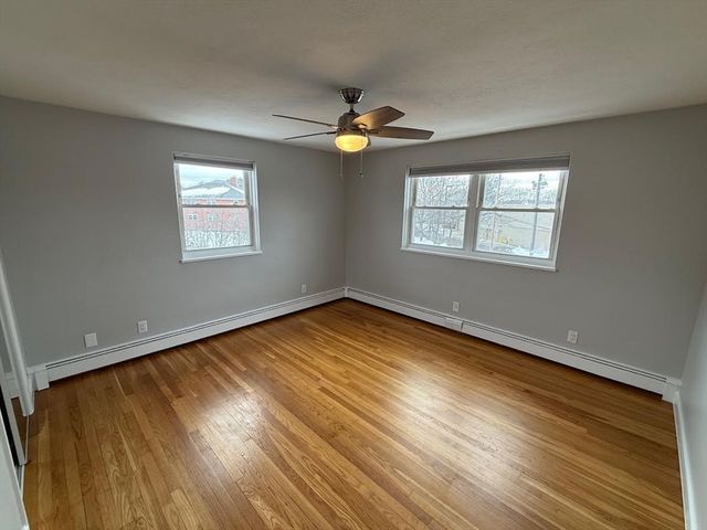 21 Warren 2-4, Waltham, MA 02453