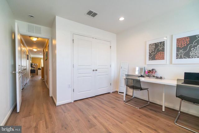 32 MORRIS LANE, Cranbury, NJ 08512