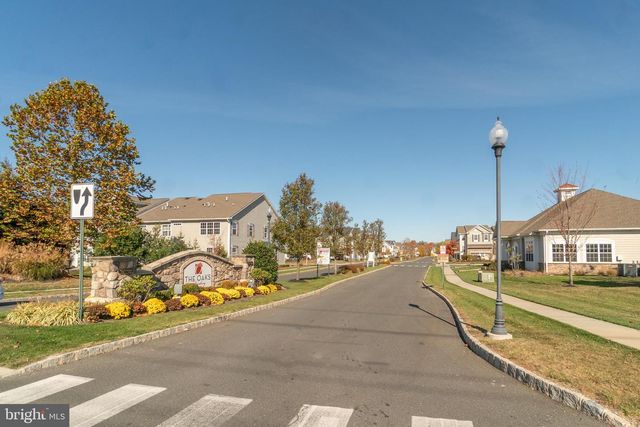 32 MORRIS LANE, Cranbury, NJ 08512