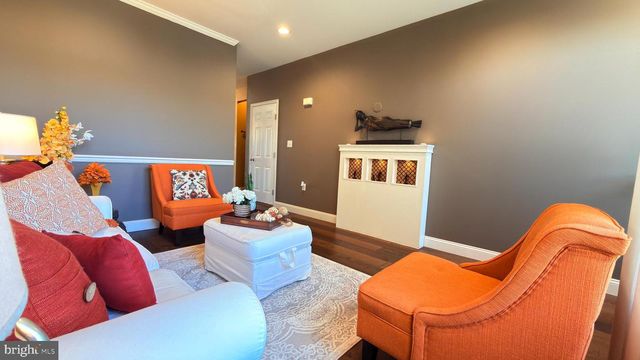 32 MORRIS LANE, Cranbury, NJ 08512