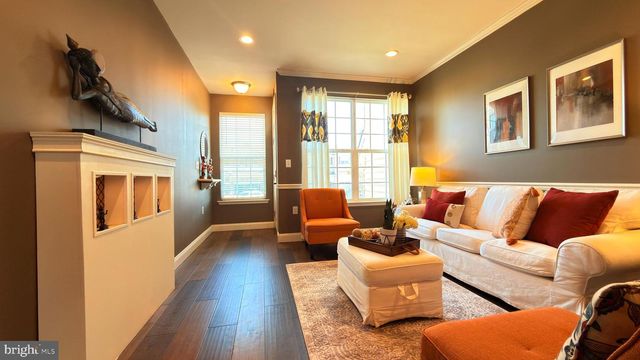 32 MORRIS LANE, Cranbury, NJ 08512