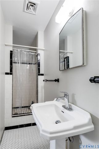 2608 Sunnybrook Rd, Richmond, VA 23294