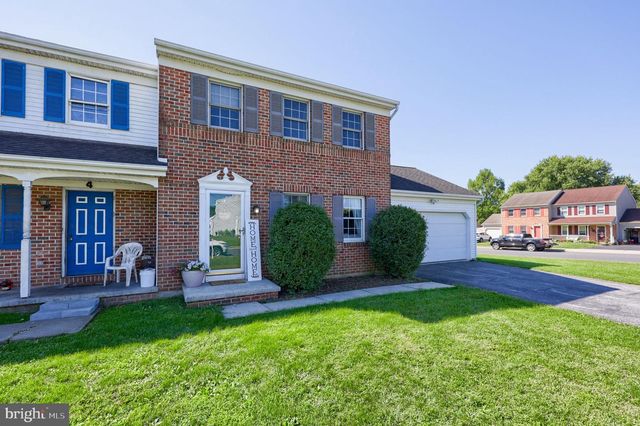 2 BROOKVIEW DR, Lititz, PA 17543