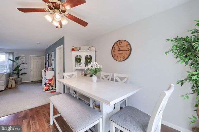 2 BROOKVIEW DR, Lititz, PA 17543