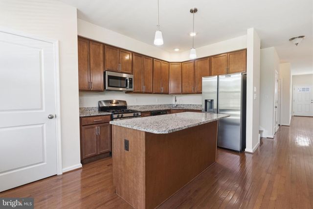 423 SWEET BAY LN, Norristown, PA 19403