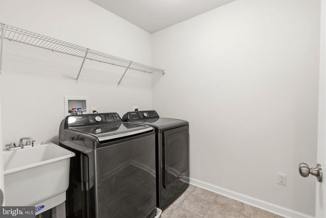 423 SWEET BAY LN, Norristown, PA 19403