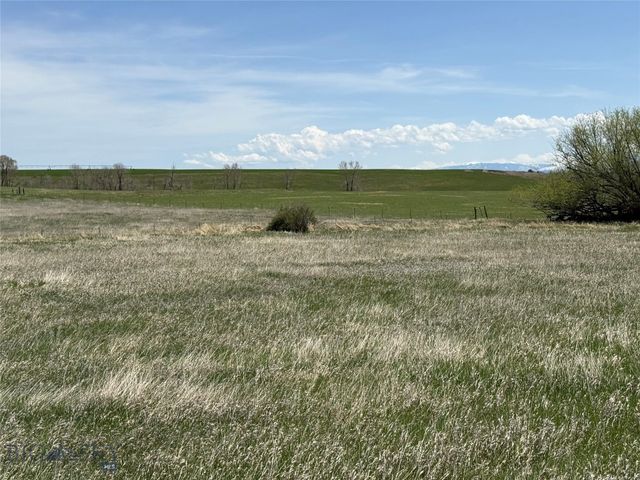 100 Queen Lane, Clyde Park, MT 59047