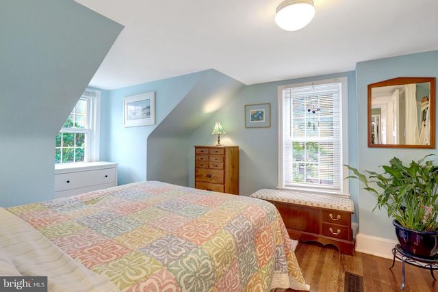 34 S PERSHING DR, Arlington, VA 22204