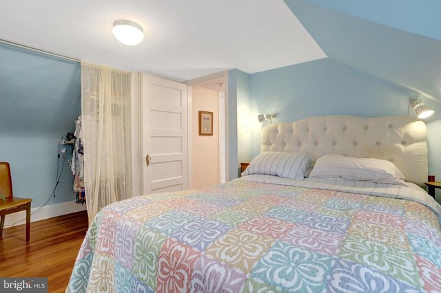 34 S PERSHING DR, Arlington, VA 22204