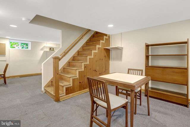 34 S PERSHING DR, Arlington, VA 22204