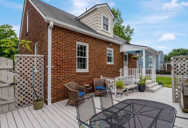 34 S PERSHING DR, Arlington, VA 22204