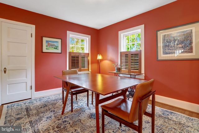 34 S PERSHING DR, Arlington, VA 22204
