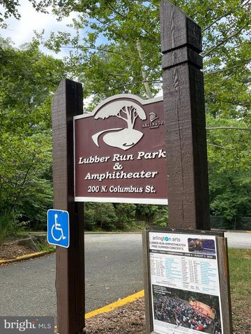 34 S PERSHING DR, Arlington, VA 22204
