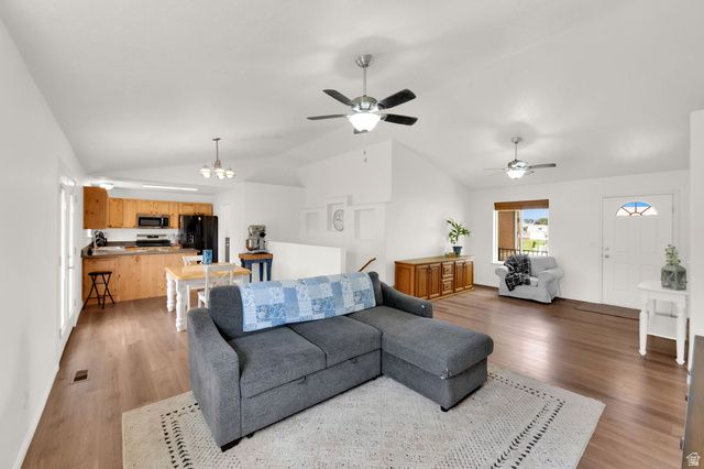 388 N 400 W, Santaquin, UT 84655
