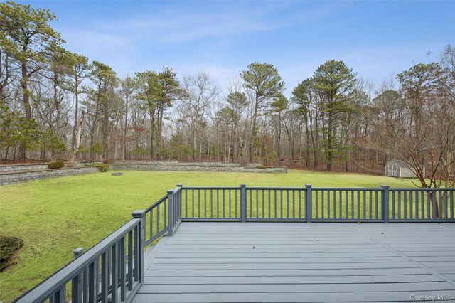 61 Channing Cross, Hampton Bays, NY 11946