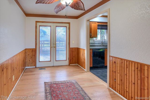 2468 Ketzler Drive, Flint Charter Township, MI 48507