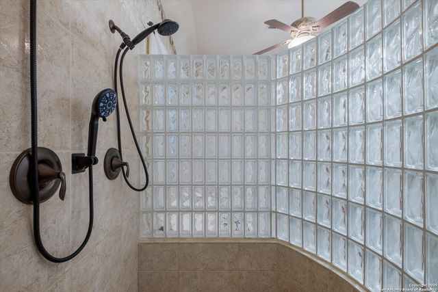 15271 Chinquapin, Helotes, TX 78023