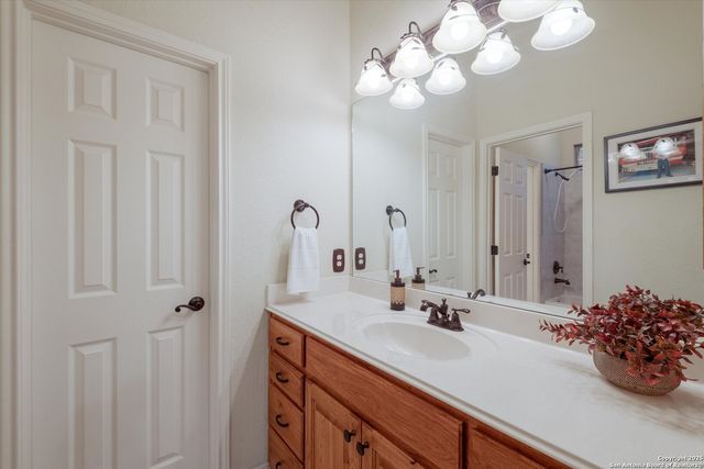 15271 Chinquapin, Helotes, TX 78023