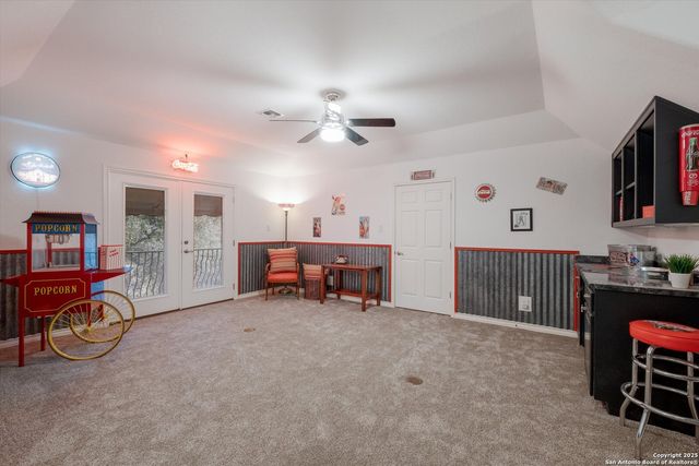 15271 Chinquapin, Helotes, TX 78023