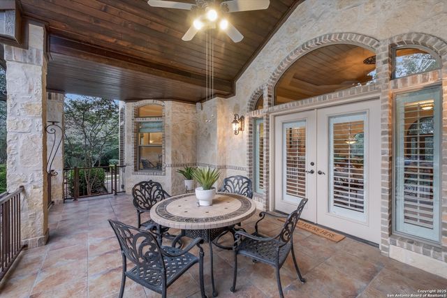 15271 Chinquapin, Helotes, TX 78023