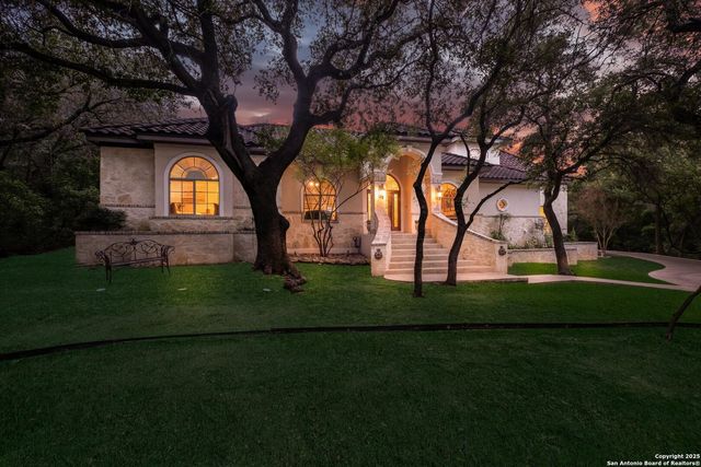 15271 Chinquapin, Helotes, TX 78023