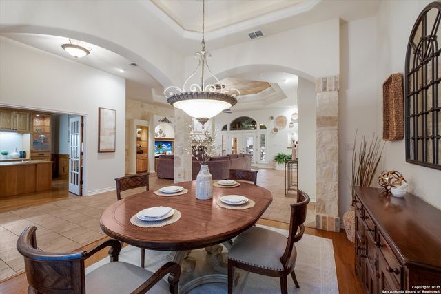 15271 Chinquapin, Helotes, TX 78023