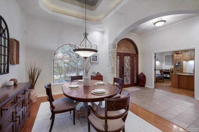 15271 Chinquapin, Helotes, TX 78023