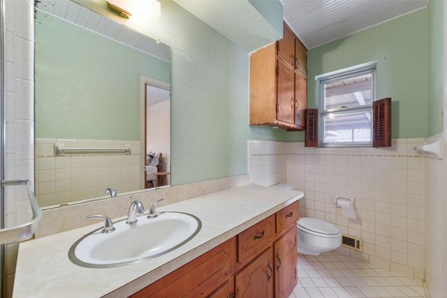 2102 Lansdowne Drive, Garland, TX 75040