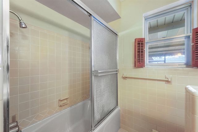 2102 Lansdowne Drive, Garland, TX 75040