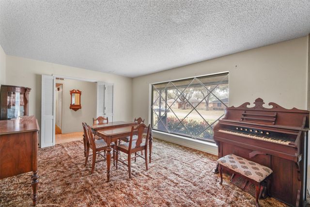 2102 Lansdowne Drive, Garland, TX 75040