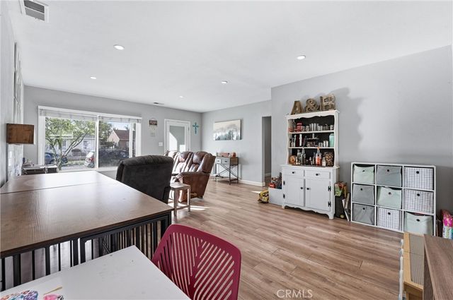 4456 Boyar, Long Beach, CA 90807