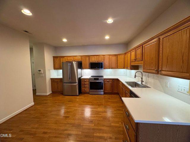 4622 Ivy Blossom Lane, Raleigh, NC 27604