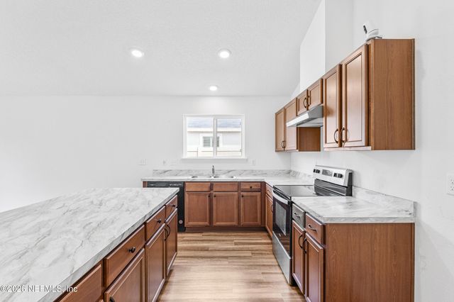 12302 GILLESPIE Avenue, Jacksonville, FL 32218