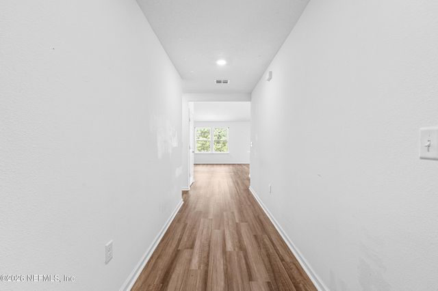 12302 GILLESPIE Avenue, Jacksonville, FL 32218