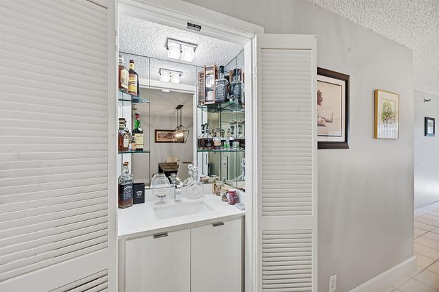 500 Ocean Trail Way 207, Jupiter, FL 33477