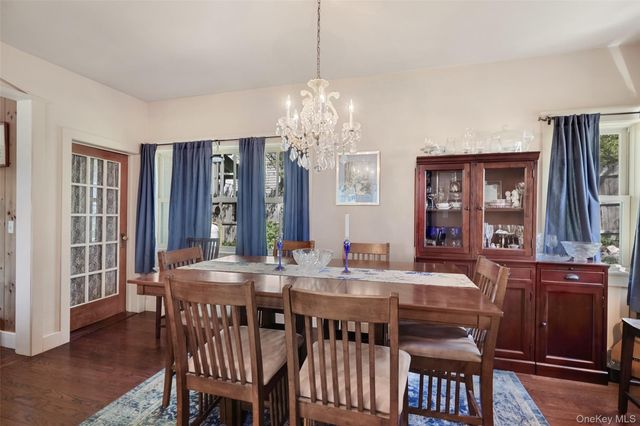 8 Olive Drive, Mahopac, NY 10541