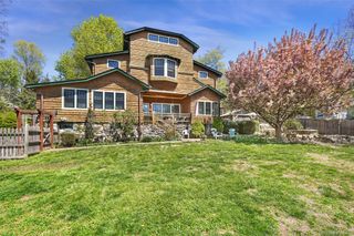 8 Olive Drive, Mahopac, NY 10541