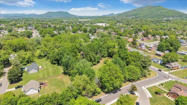 320 Huntington BLVD, Roanoke, VA 24012