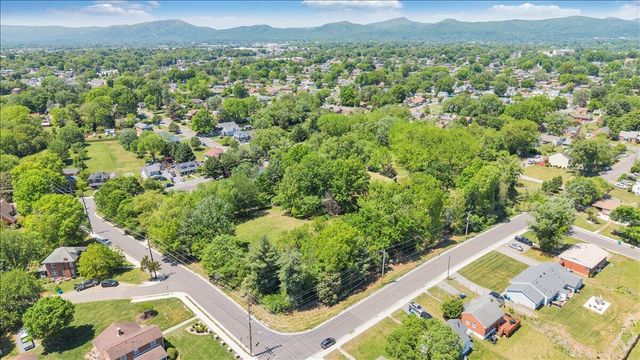 320 Huntington BLVD, Roanoke, VA 24012