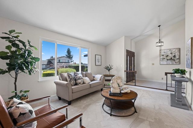 3653 Slopeview Drive, San Jose, CA 95148